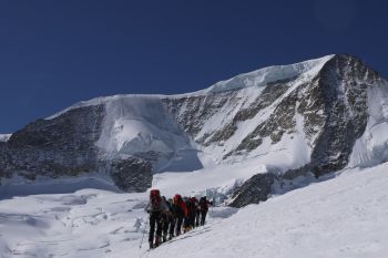 Oberland Ski Mountaineering 1