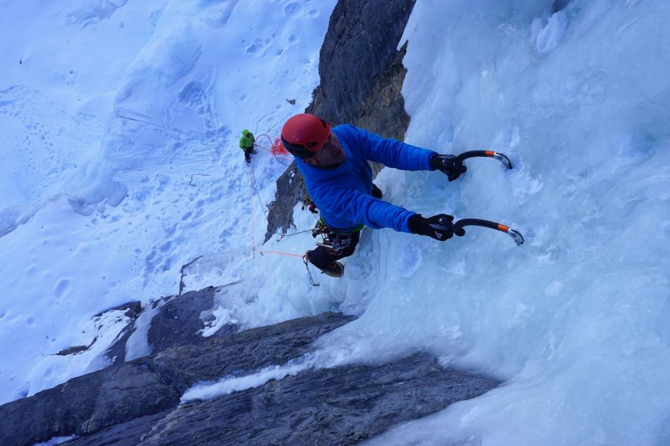 Technical Alpine Icefalls 4