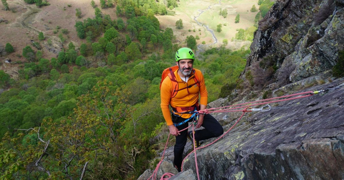 How to build a belay using a rope when traditional climbing ISM
